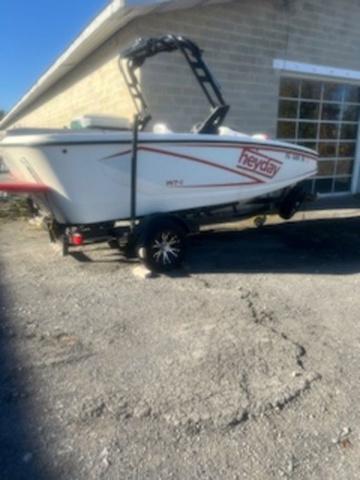 2017 Bayliner WT-1