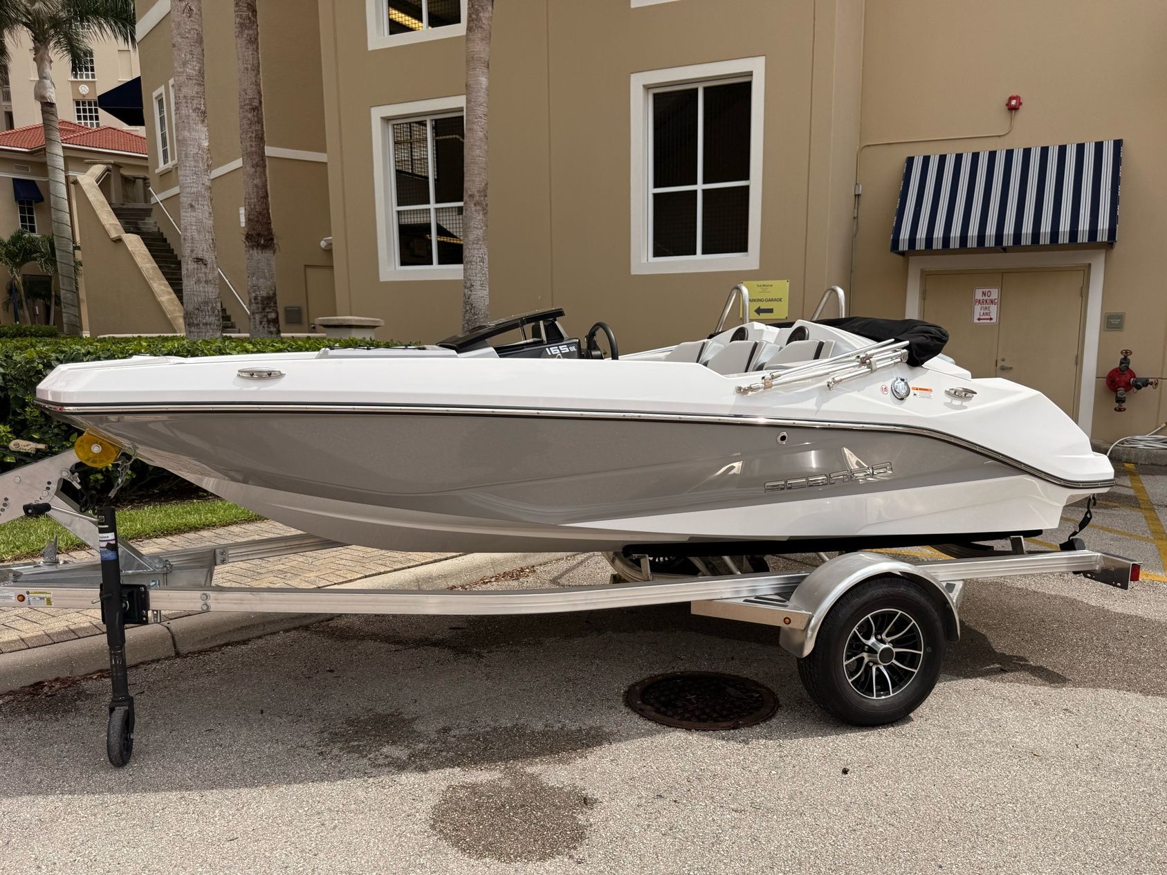 2026 Scarab 165 SE