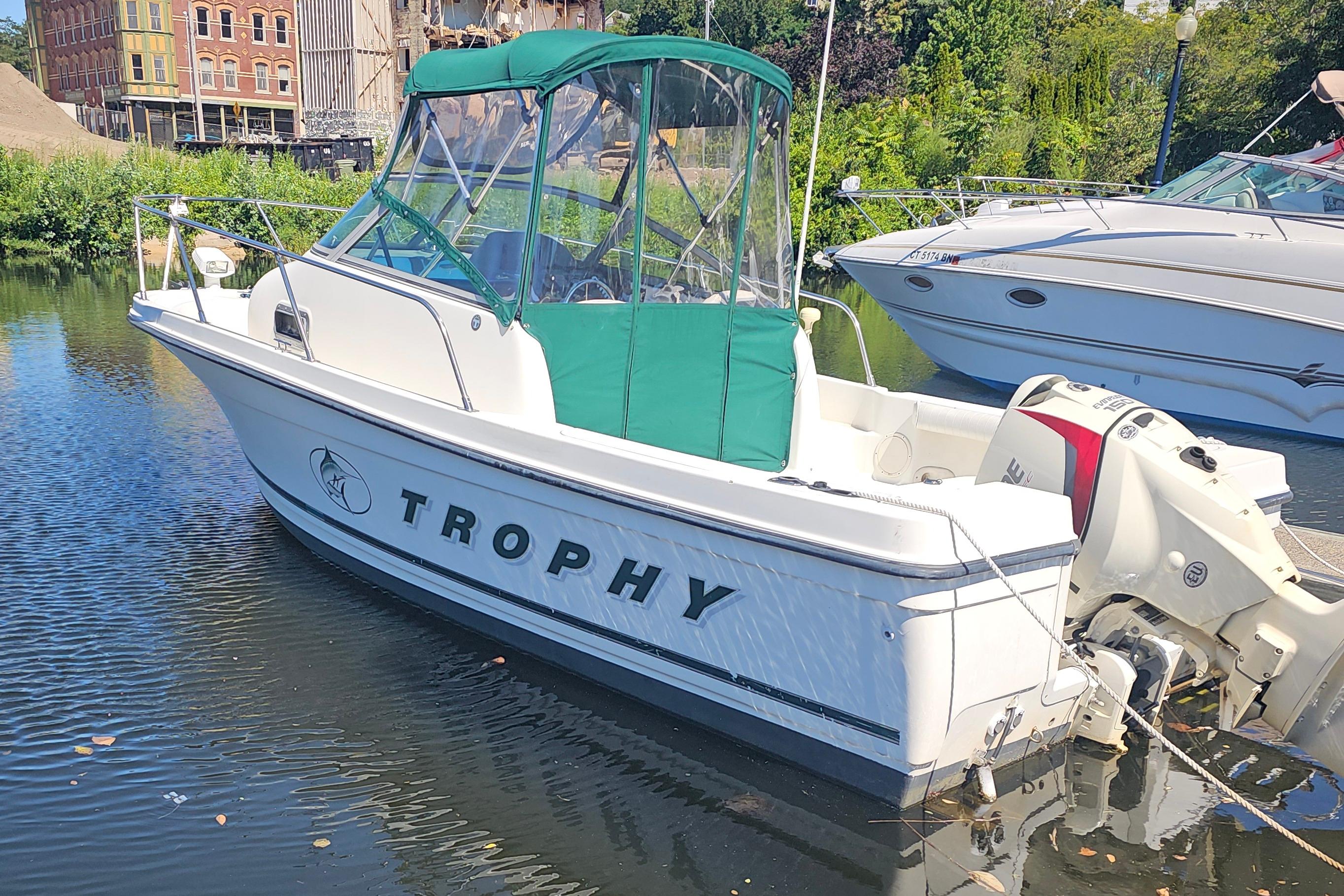 2000 Bayliner 2000 Trophy