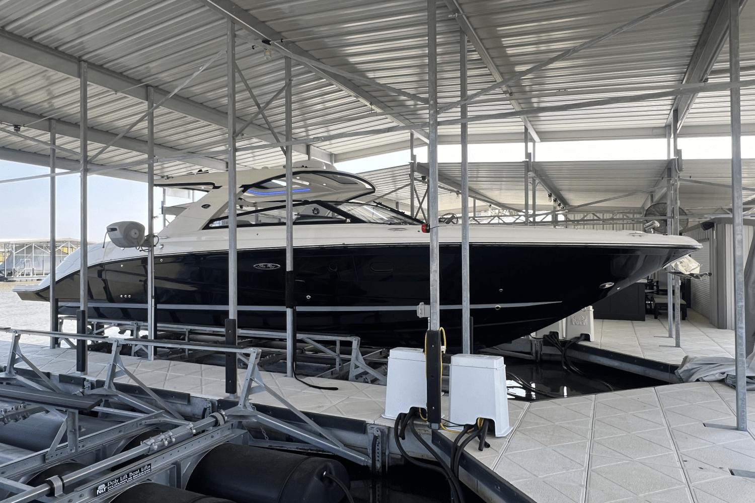 Sea Ray SLX 400