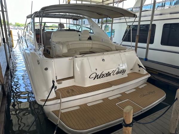 Sea Ray 450 Sundancer