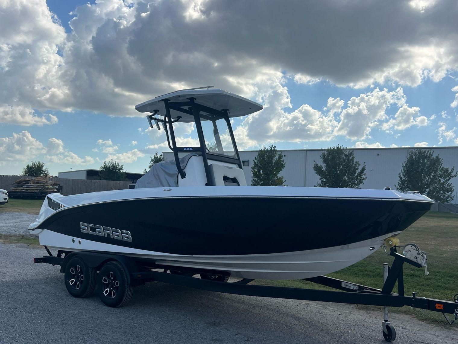 2025 Scarab 235 Open SE