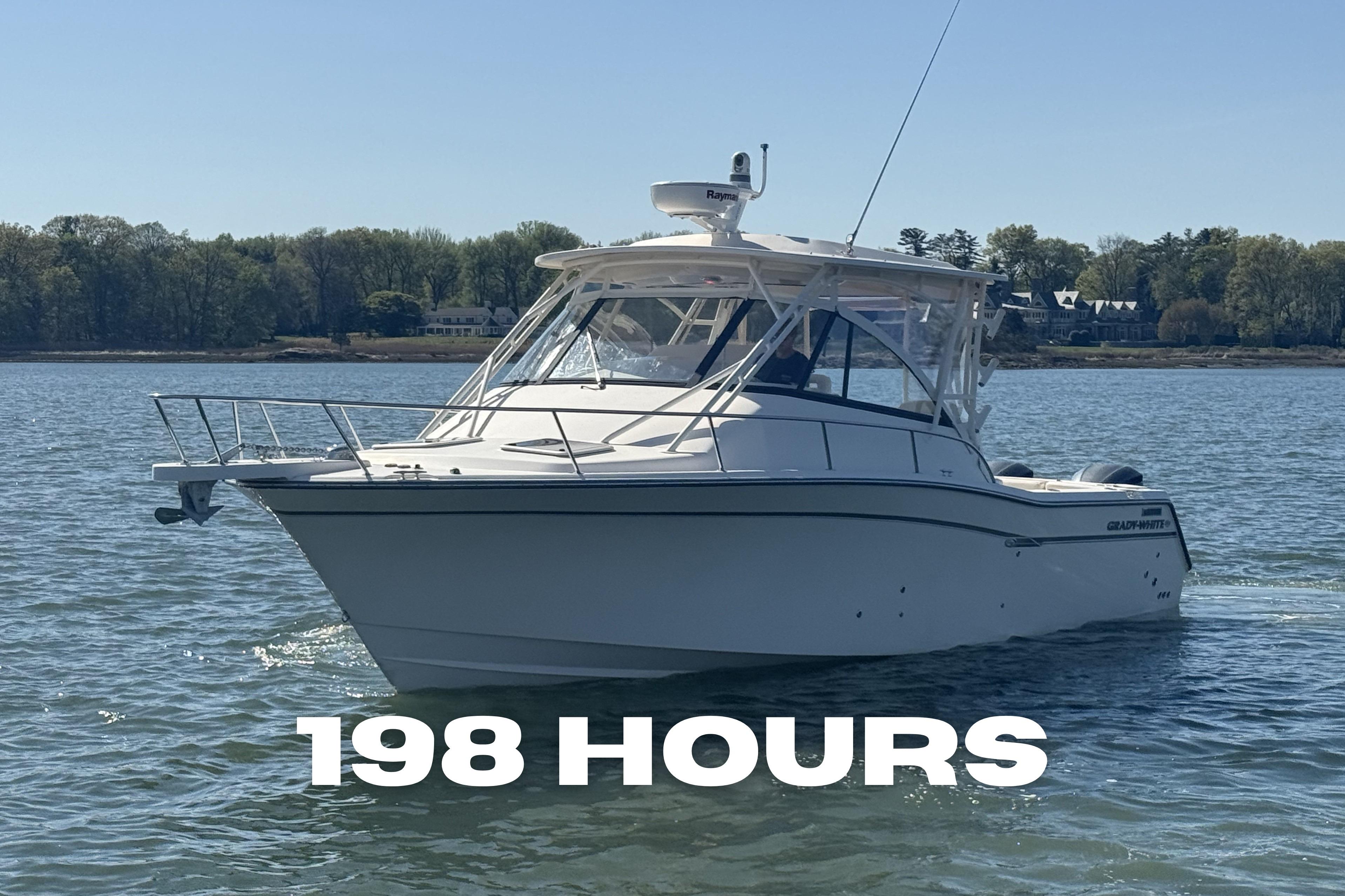 2016 Grady-White Express 330