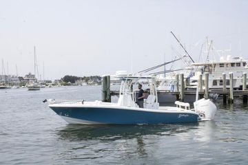 2025 Yellowfin 26 Hybrid