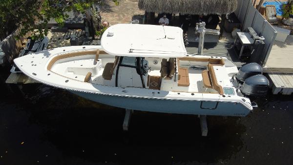 2020 Sea Hunt Gamefish 30