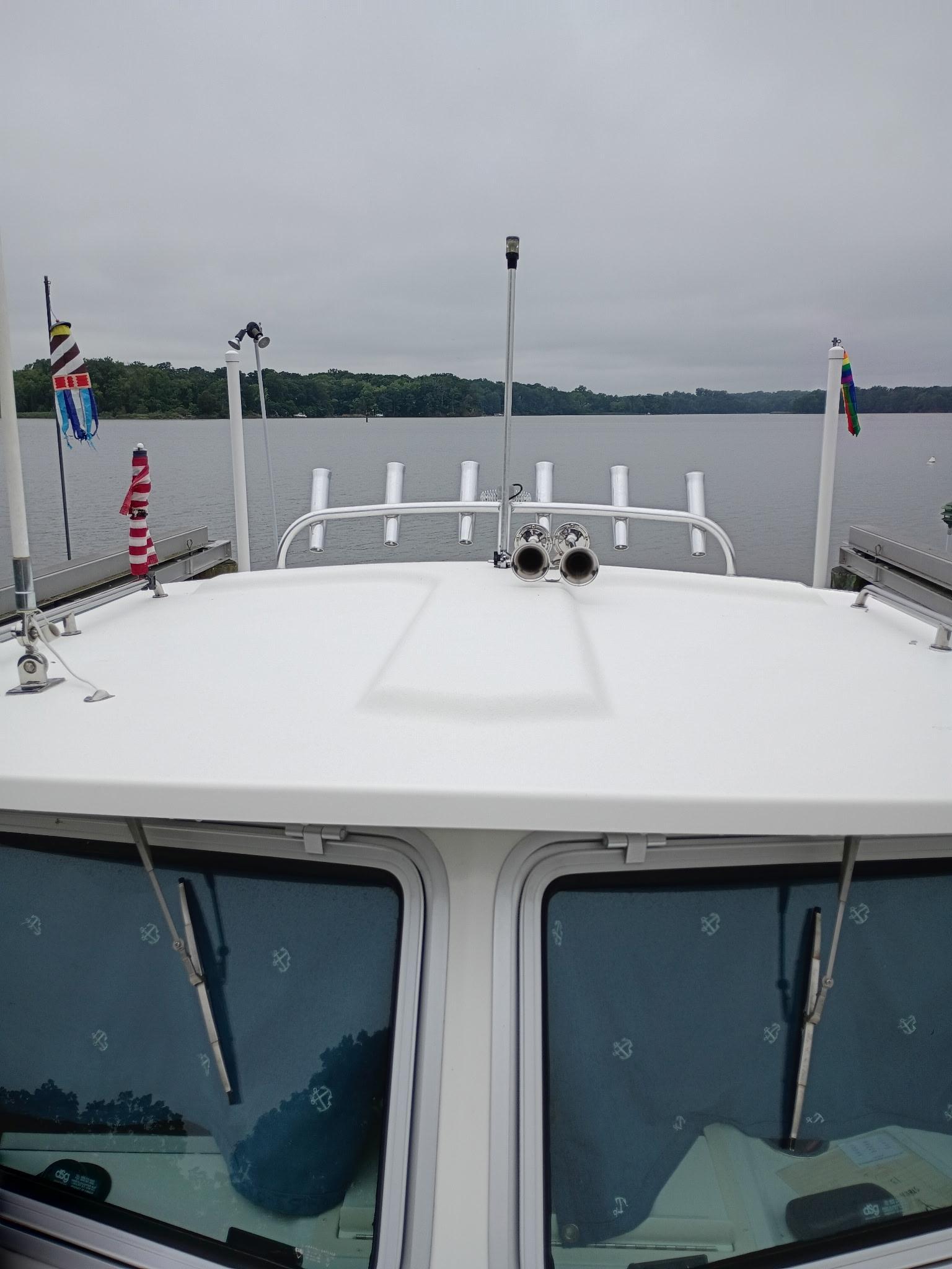 2016 Parker 2520 XL Sport Cabin