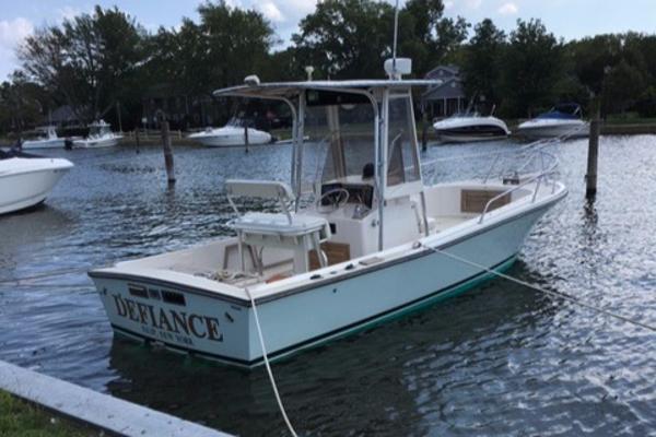 1982 Mako 23 Inboard Diesel