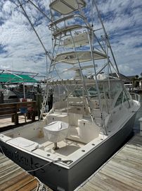 2005 Cabo 35 Express