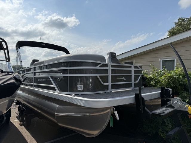 2025 Bennington 22SL - L Bench - Pontoon