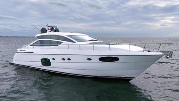 2020 Pershing 62