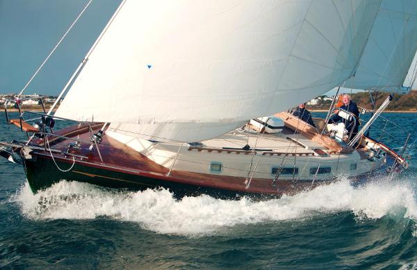 2025 Rustler 42
