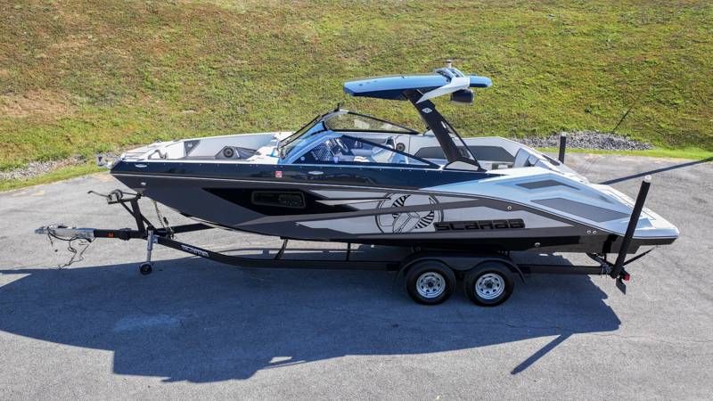 2021 Scarab 285ID