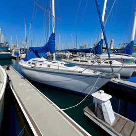 1984 Hunter 34