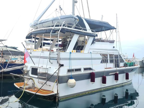 1990 Nova Trawler Galaxy 50