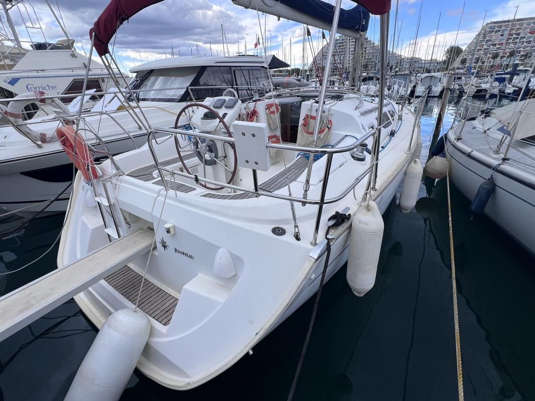 2004 Jeanneau Sun Odyssey 35