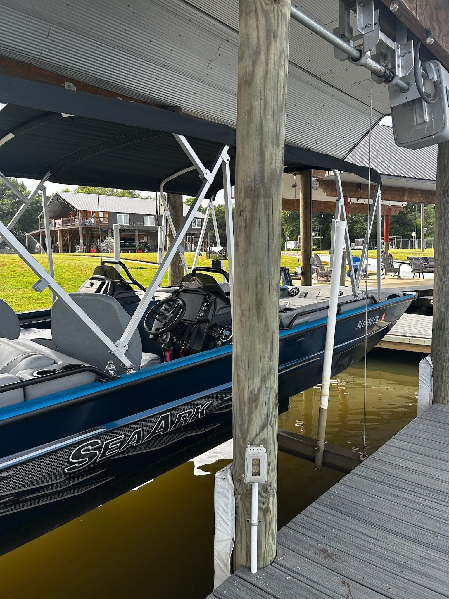 2021 SeaArk Big Easy