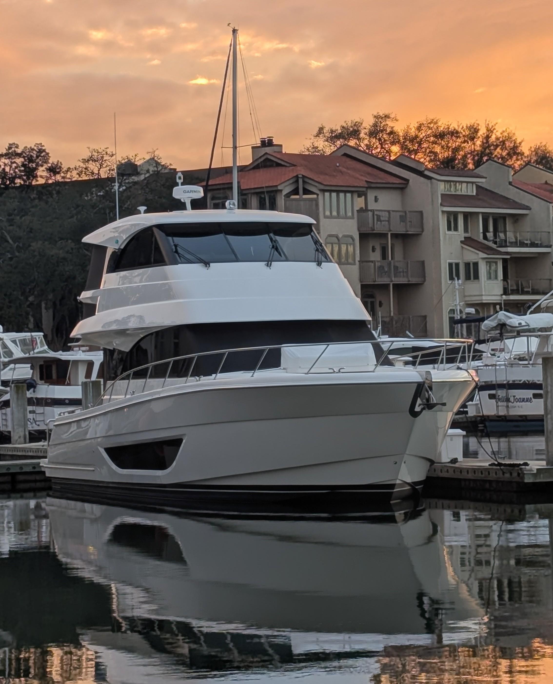 2025 Maritimo M55 Black Edition