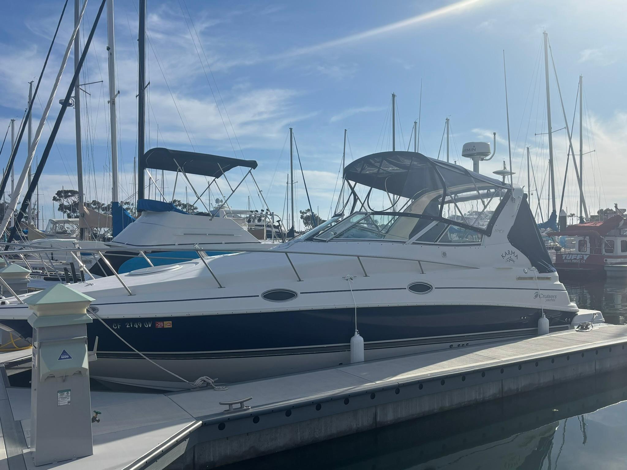 Cruisers Yachts 280 Express