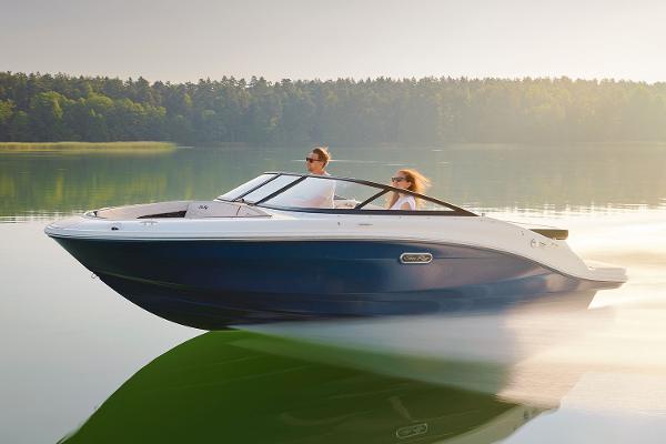 Sea Ray SPX 190 Manufacturer Provided Image