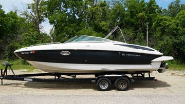 2005 Crownline 260 EX