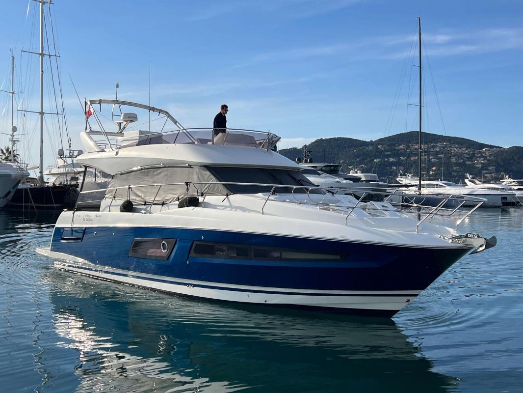 Prestige 460
