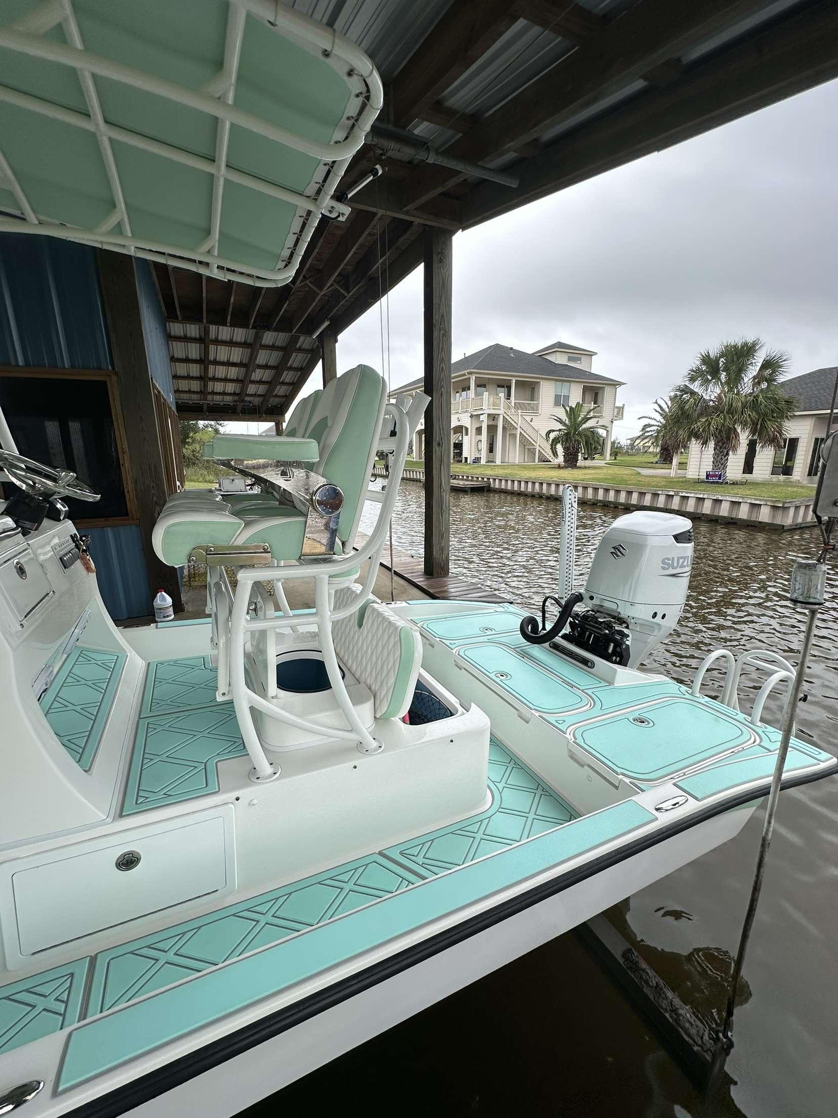 2023 Shallow Sport 24 Modified V