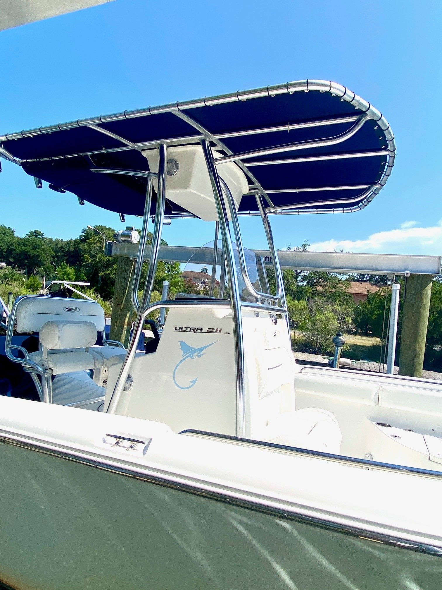 2016 Sea Hunt Ultra 211