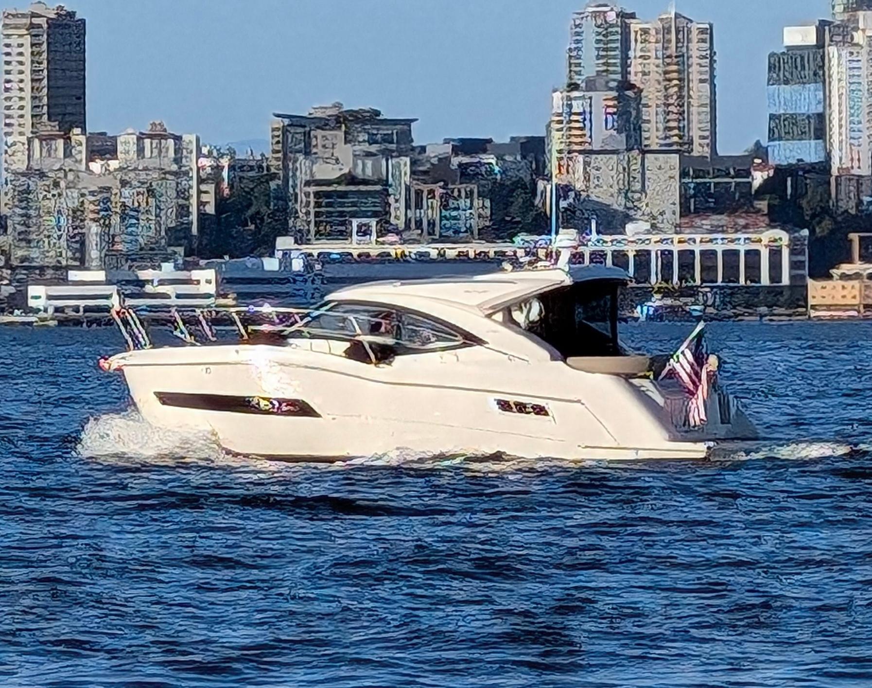 2017 Carver C37 Coupe
