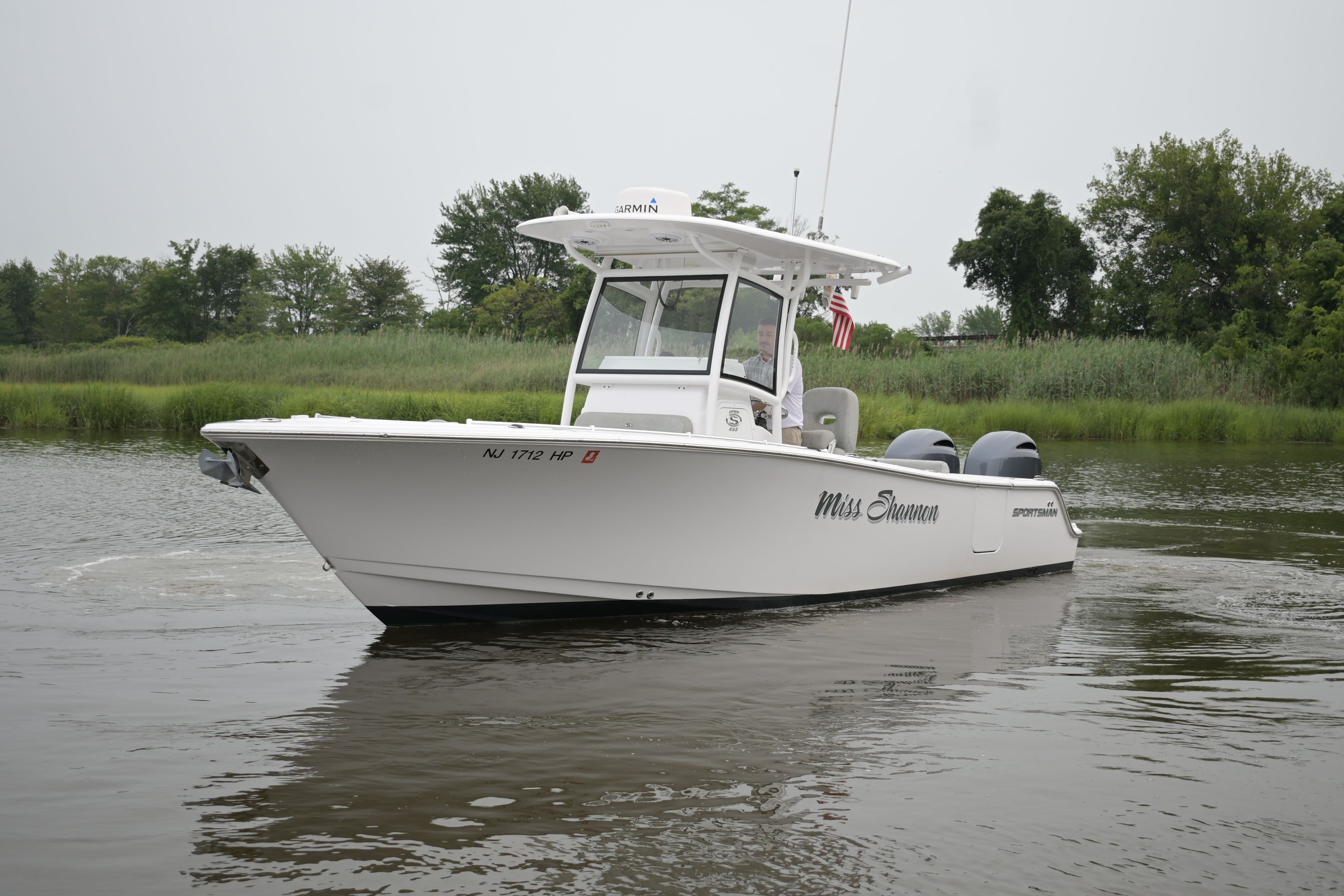 2020 Sportsman Open 252 Center Console