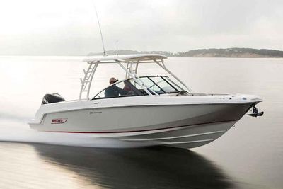 Boston Whaler 230 Vantage Boat