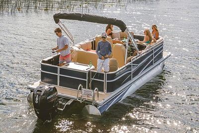 Crestliner 200 Rally DX FS Boat