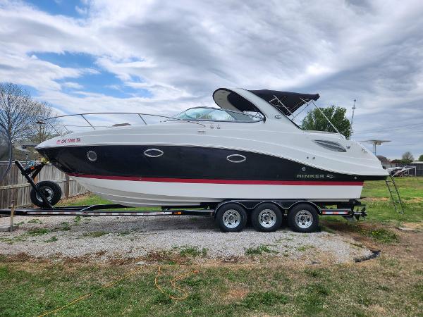 2013 Rinker 290 Express Cruiser