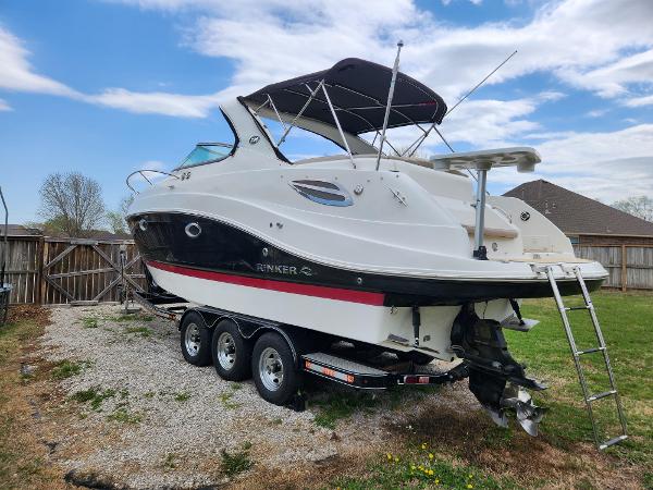 2013 Rinker 290 Express Cruiser