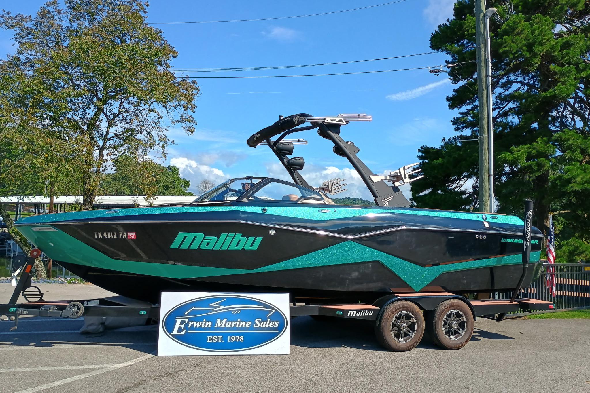 2022 Malibu Wakesetter 25 LSV