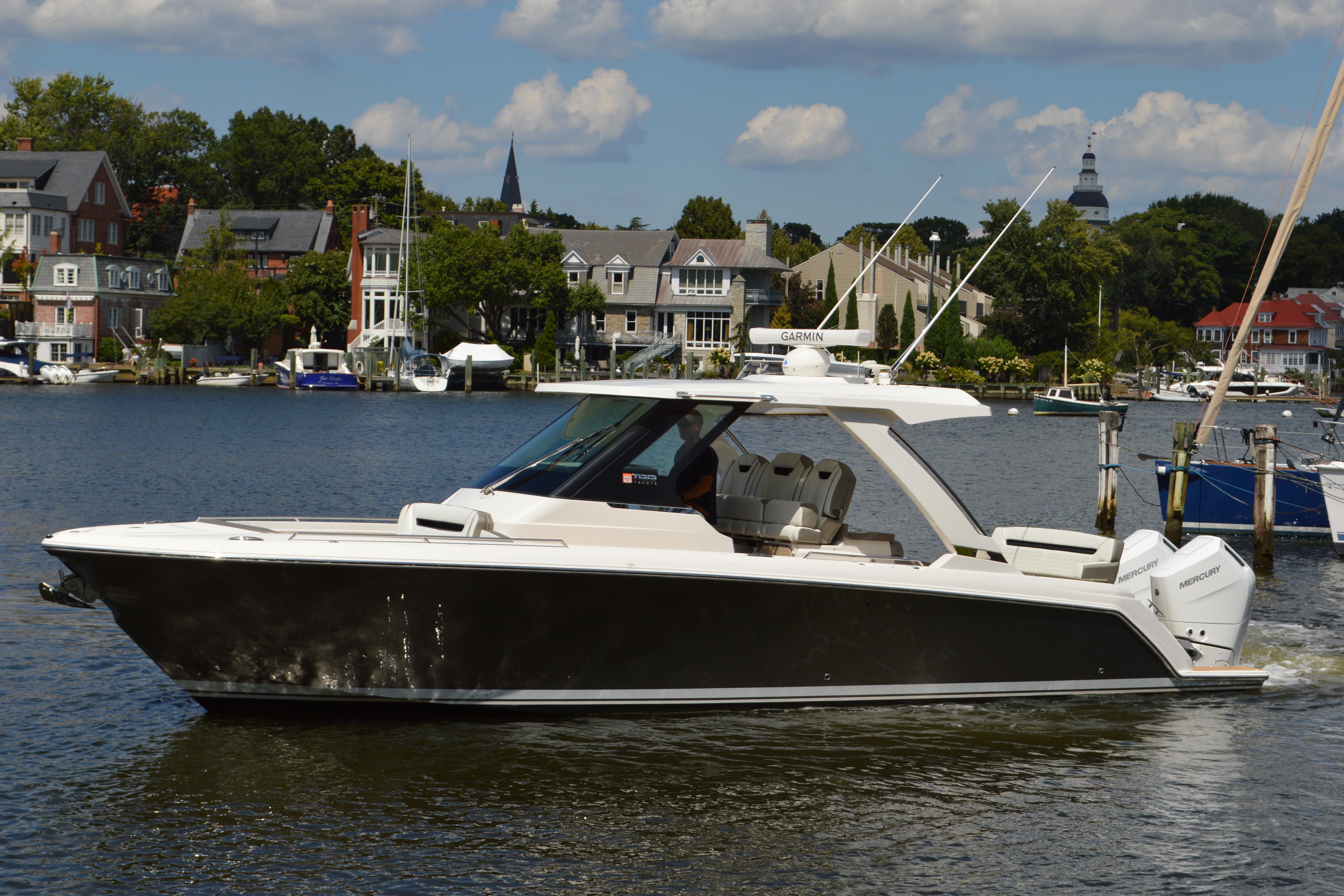 2024 Tiara Yachts 34 LS