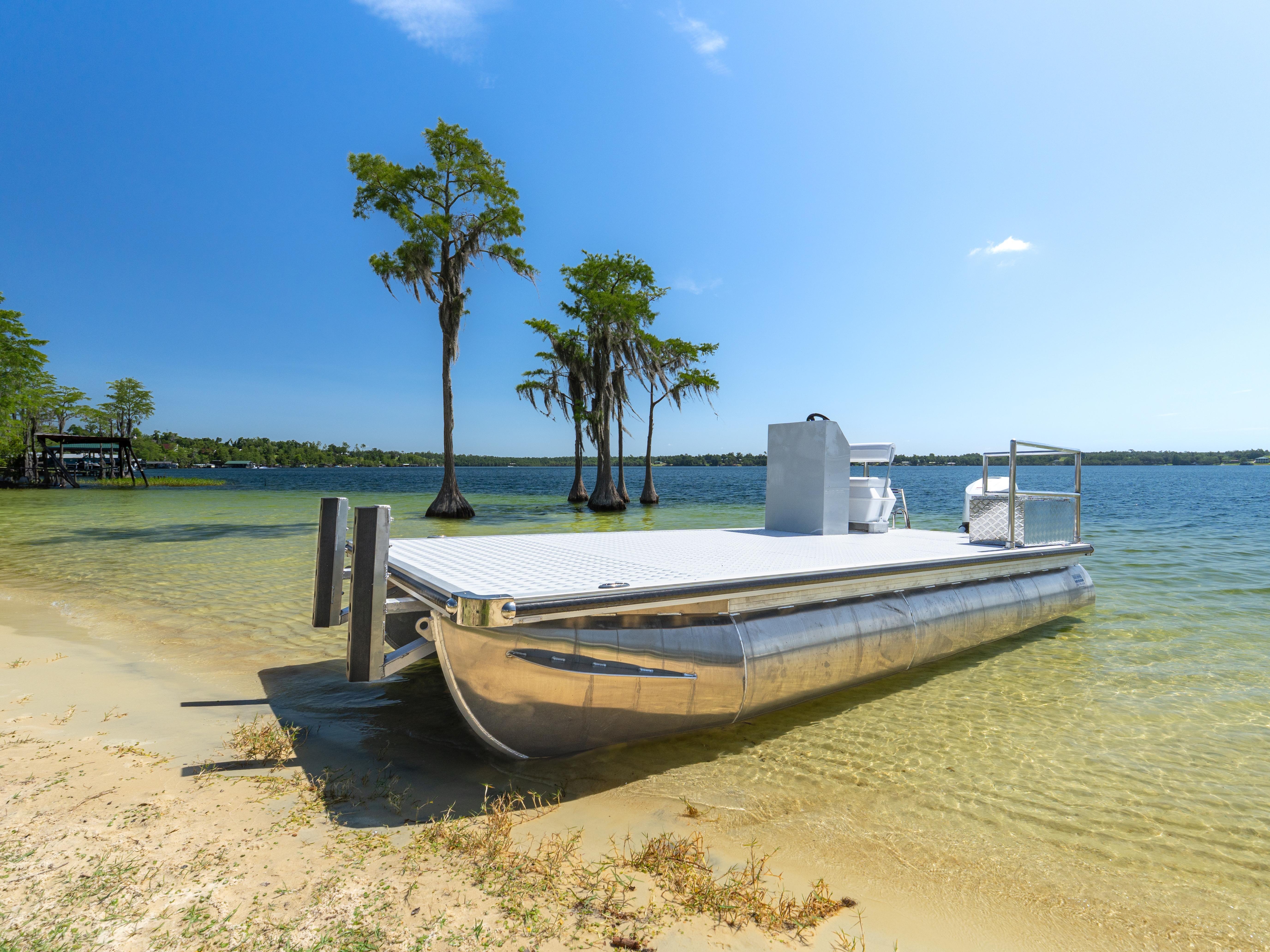 2025 Pontoon 20ft