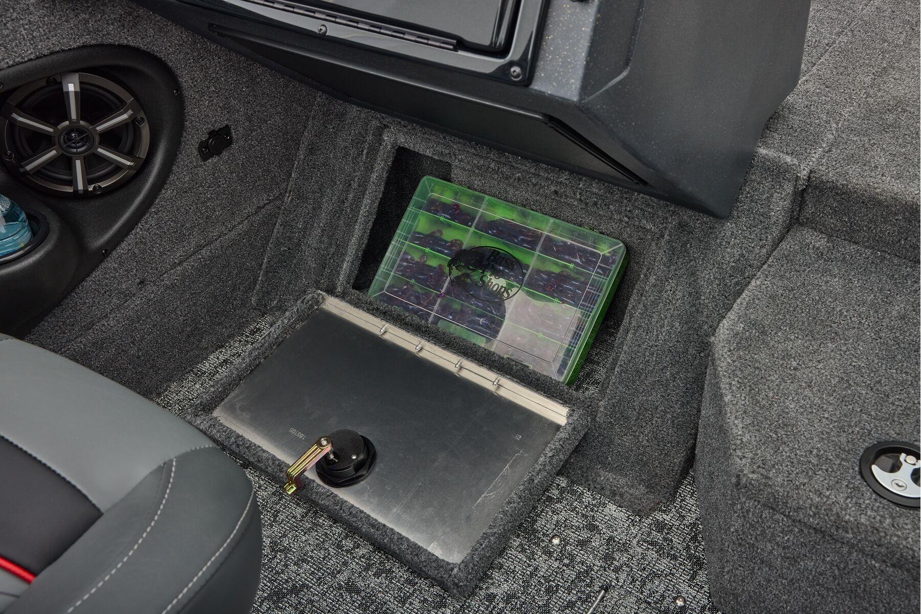 2026 Tracker Targa V-19 WT