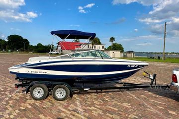 2012 Regal 2100