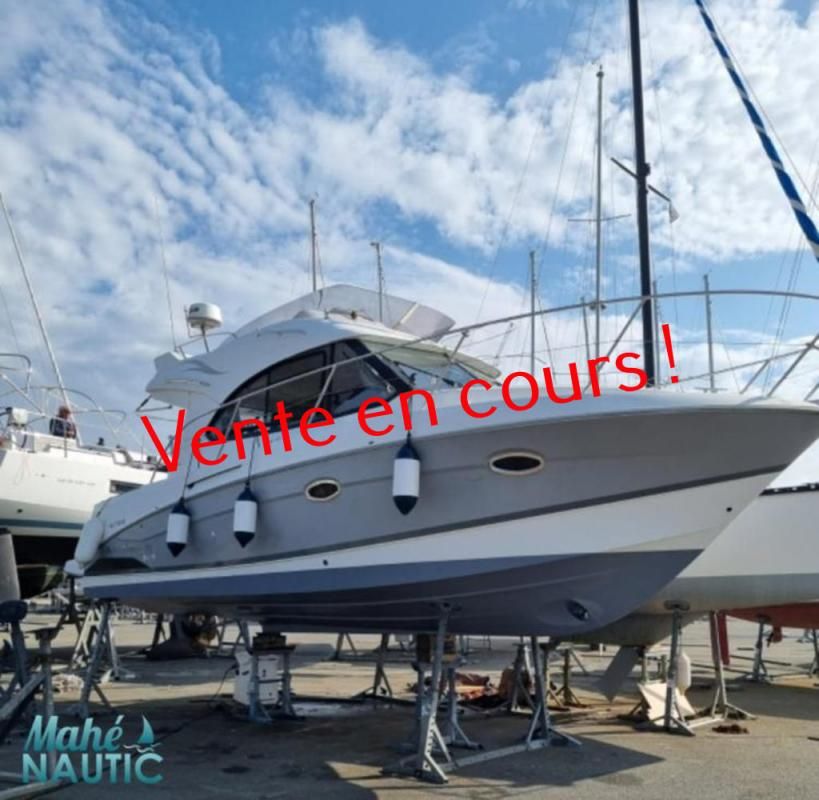 2014 Beneteau Antares 30 FLY