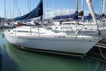 1987 Beneteau First 325