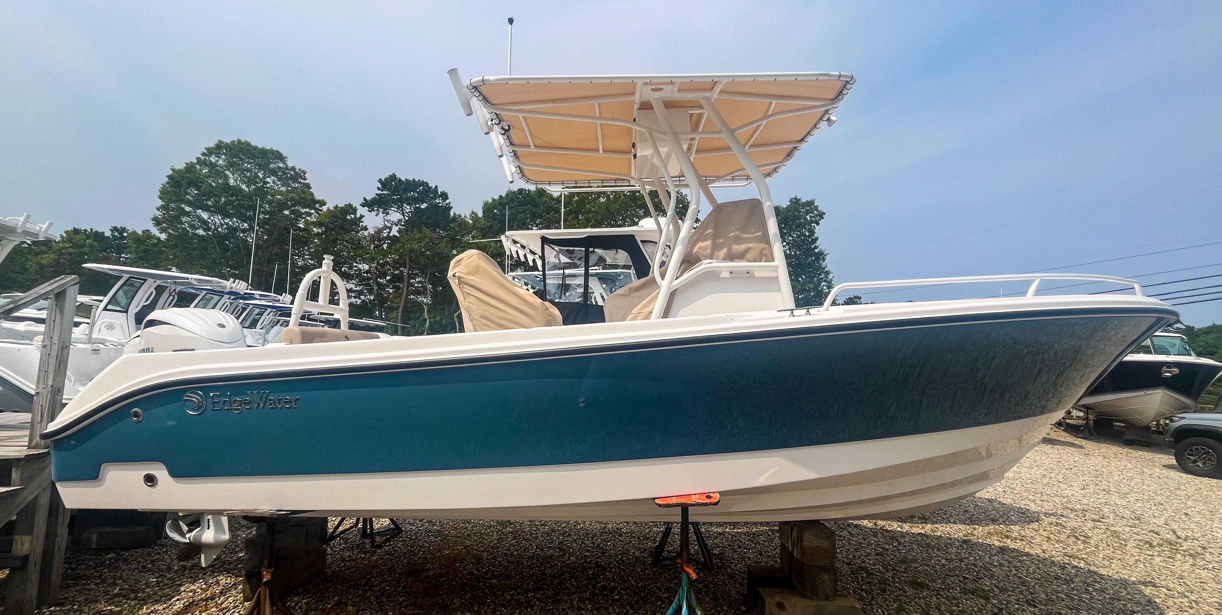 2025 Edgewater 208 CC