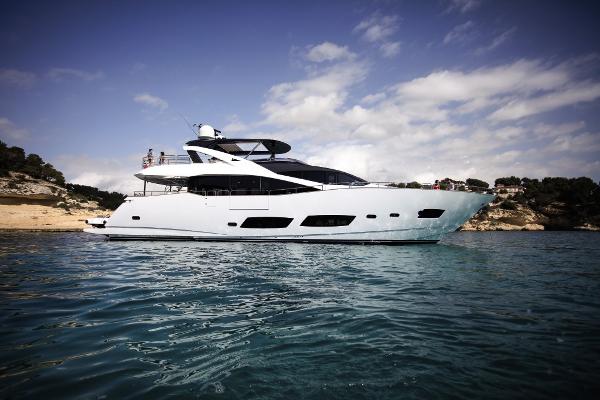 Sunseeker 28 Metre Yacht