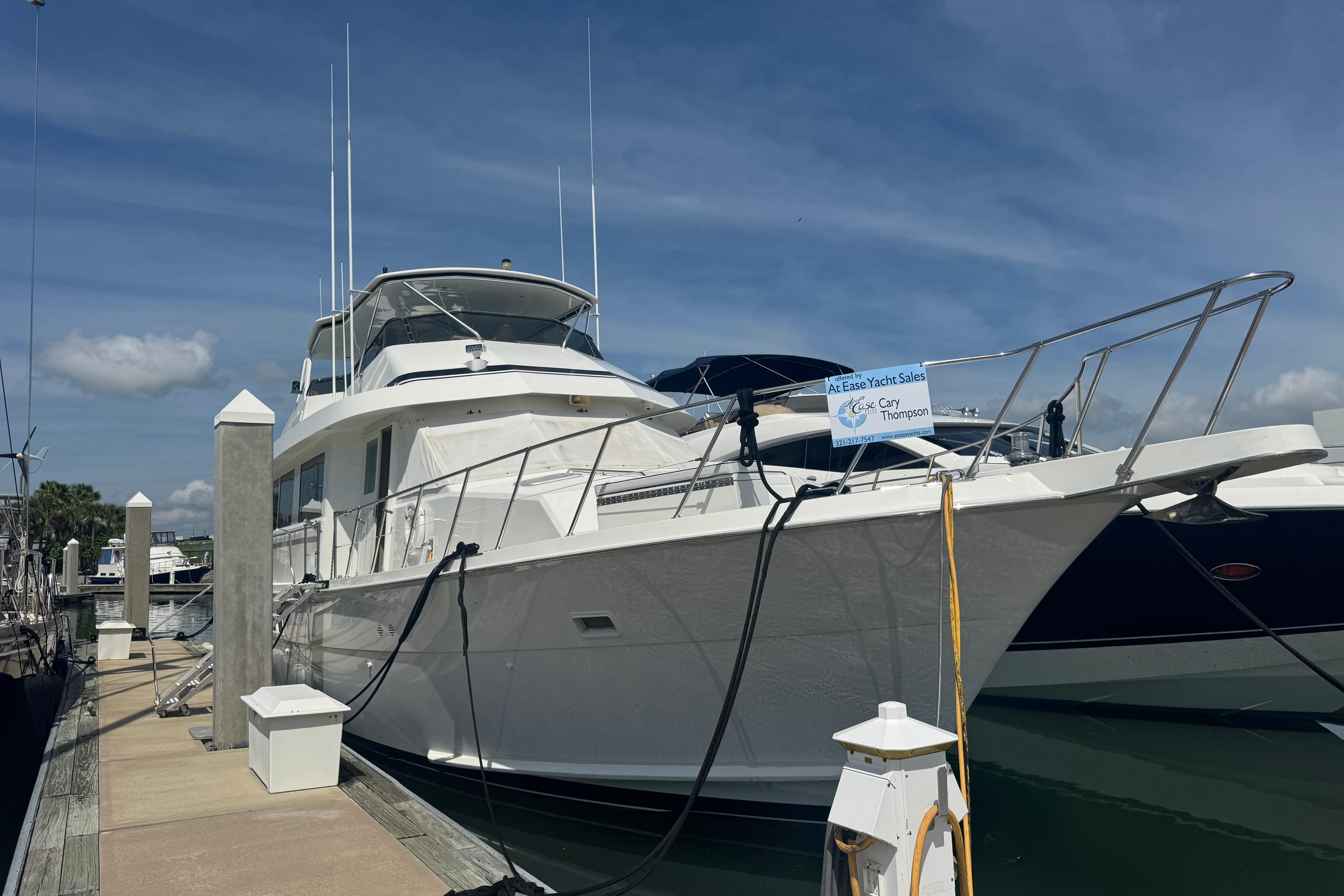 1995 Hatteras 74 Cockpit Motor Yacht