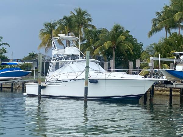 1999 Tiara Yachts 43 Open