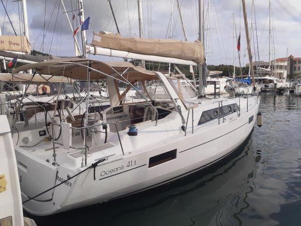 Beneteau Oceanis 41.1 Beneteau Oceanis 41.1