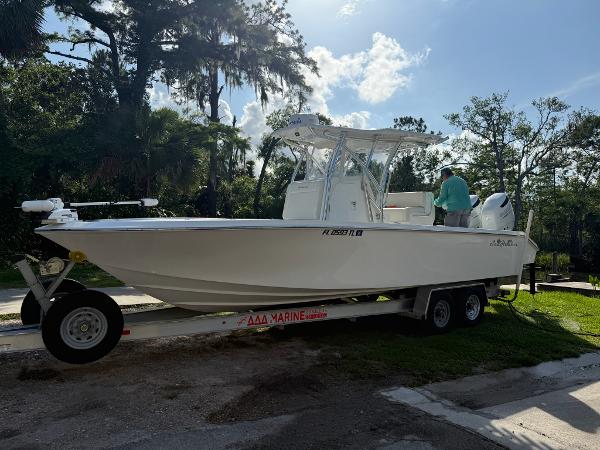 2023 SeaHunter 28 Floridian