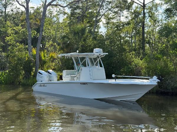 2023 SeaHunter 28 Floridian