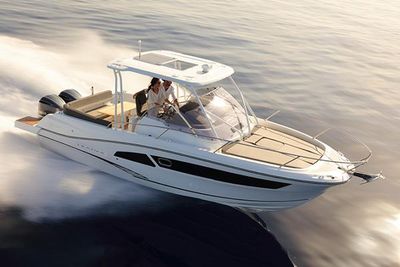 Jeanneau Leader 9.0 Boat