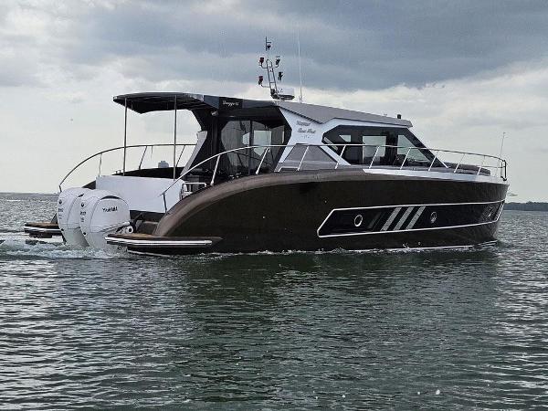 2025 Custom Draggo 45 Feet