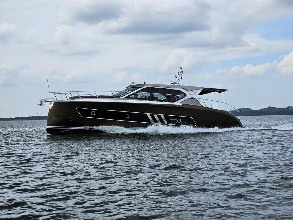2025 Custom Draggo 45 Feet
